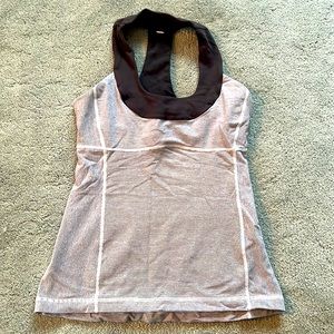 Lululemon scoop tank size 6 grey and white stripes